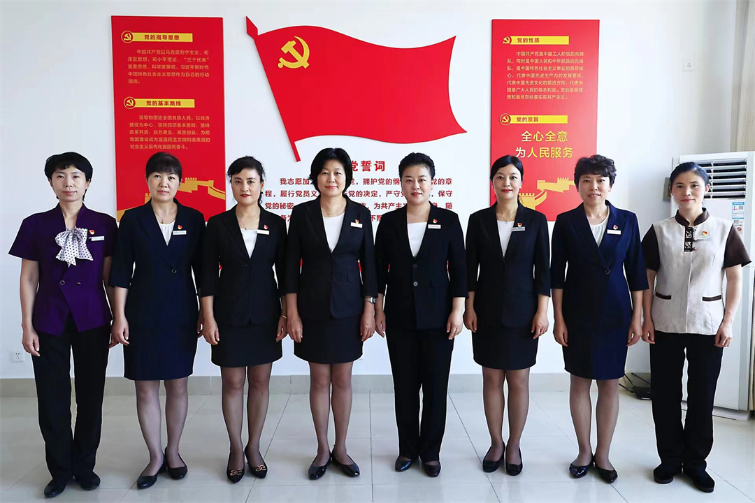 d985e2a028ab347875f25c4461f4ab3c.jpg 8ae8be7e6e6de64d3bdaae62875a517.jpg