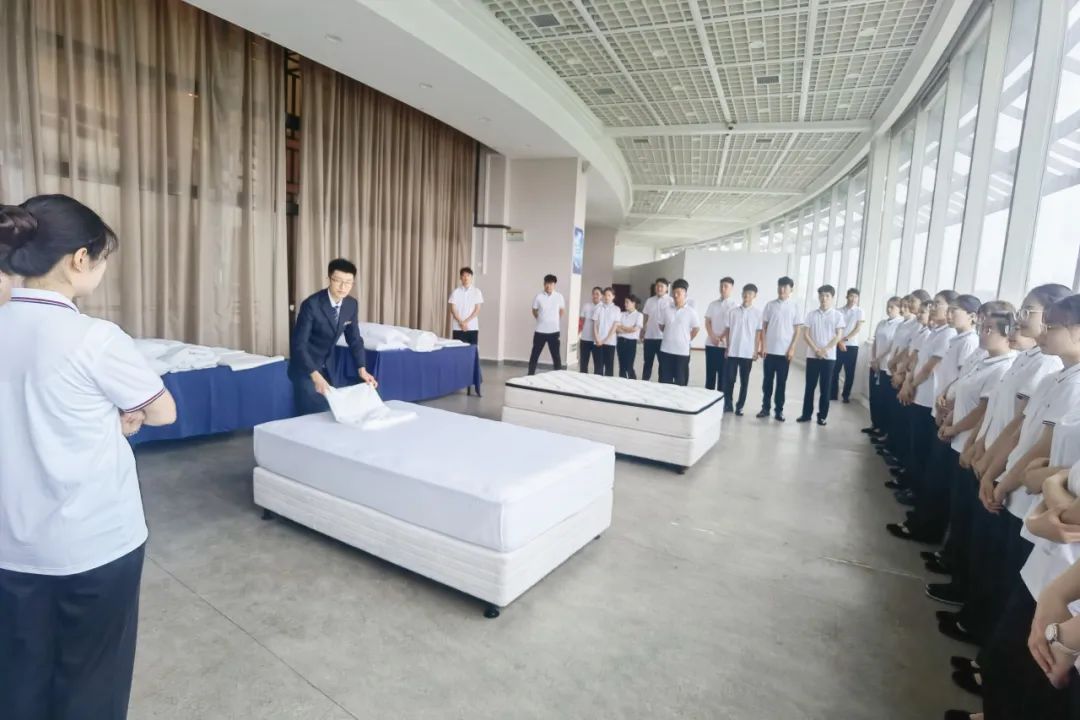 5bd1623cd1f4105978bcc0d3d96328ab.jpg 3.jpg