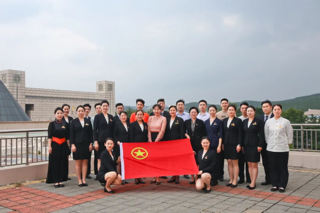 7ce2d40bf22184e4d976b2d39ee6c61e.jpg 1.jpg