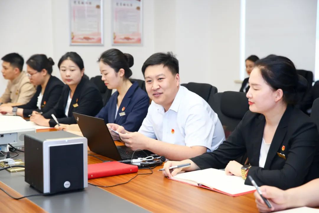 abe6d0f765b63dcc5d617a95282b6e1a.jpg 3.jpg