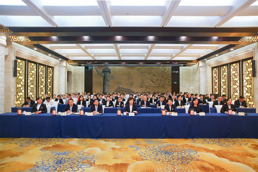 efa3093159ff361fe42c542e6b173ef5.jpg 2U1A1461.jpg