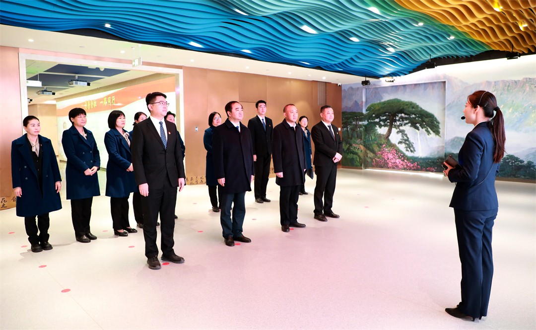 83a3c5cd58bfb29b6006110b4adca5e8.jpg 2.jpg