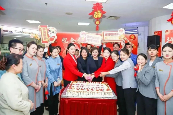 276c8ca25f5d76a1a9e8e44cd0c15d7c.jpg 2.jpg