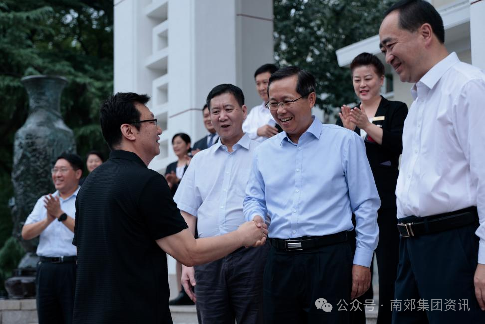 7e878b2481eee64596c4b95ec1a279c4.png 640 (1).png